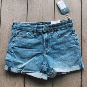 American Eagle high rise midi shorts